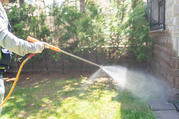 Best Commercial Pest Control Services  in Center, TX