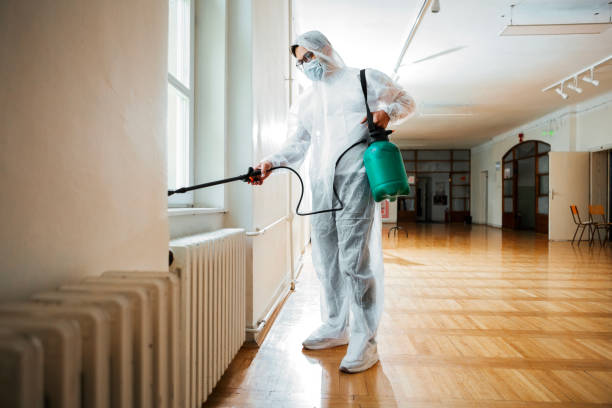 Best Exterminator Services  in Center, TX